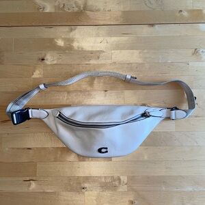 Coach Off-White Leather Belt Bag NWOT